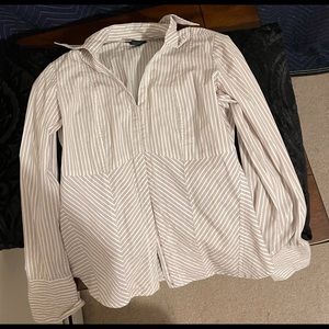 Women’s dress shirt